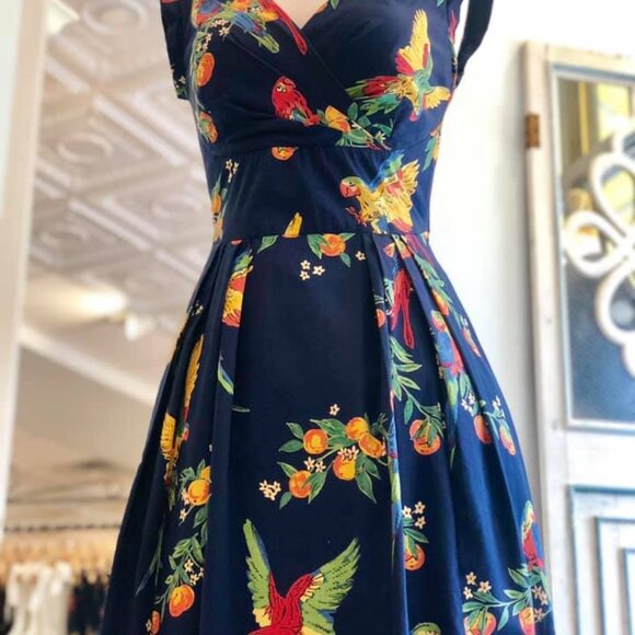 Emily and Fin Playful Parrots Dress Swing with Pockets, Size S / UK 10 - Picture 1 of 6